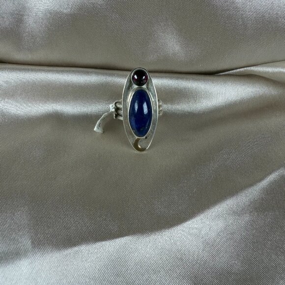 Silver Ring Blue Lapis Lazuli Oval & Red Garnet Round Gemstone Jewelry Size 6.5 - Picture 1 of 4